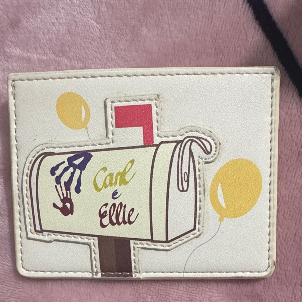 Loungefly Up wallet (NEW)